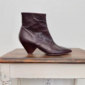 Vince Burgundy Python Ankle‎ Boot size 5 snake reptile red